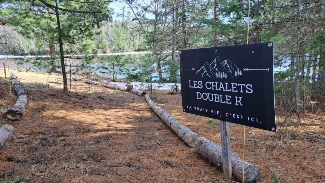 Les Chalets Double K # 2 Saint-Alexis-des-Monts Exterior photo